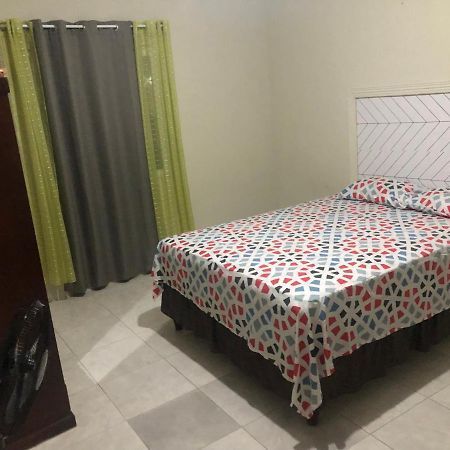 Apartmentswestvillage 2Bedroom Teluk Montego Bagian luar foto